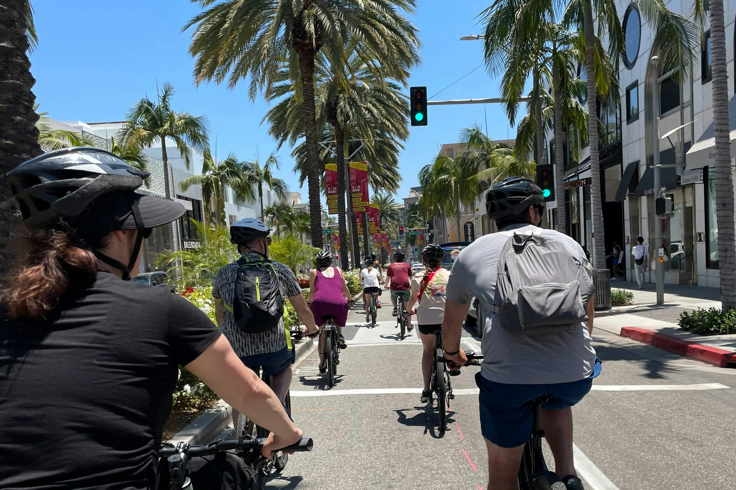 Los Angeles: 24-Hr Pedal or Electric Bike Rental - Photo 1 of 8